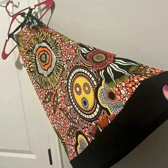 Vintage Y2K Backless Top size Large abstract Design Body Central like new - Picture 7 of 8